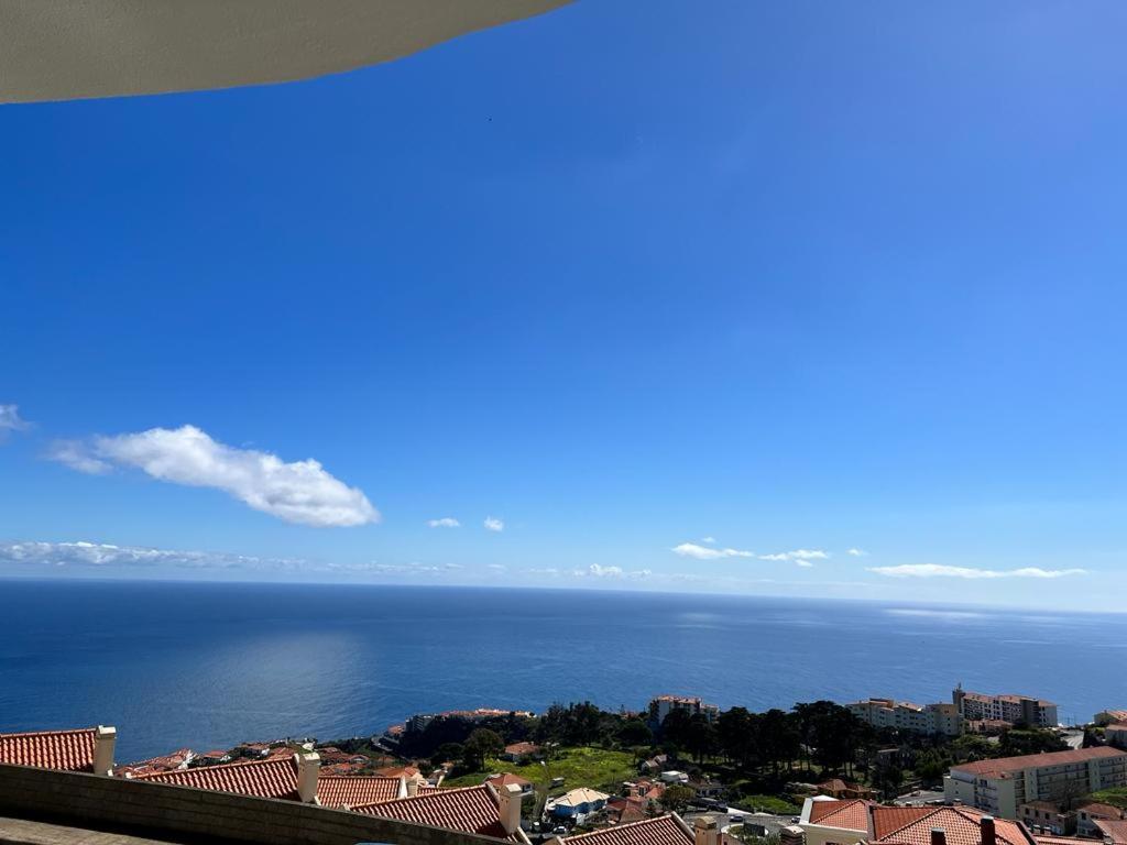Modern & Spacious Sea View Flat For Lovely Vacation Caniço Extérieur photo